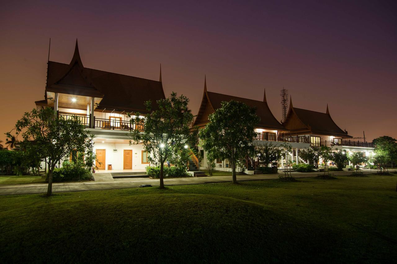 Thaihome Resort Ban Bang Muang  Екстериор снимка